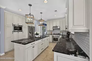 204 Independence Way, Morganville, NJ 07751 - Photo 17