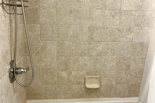 102 Wedgewood Cir, Belford, NJ 07718 - Photo 11