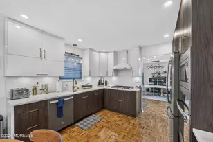 123 Almond Rd, Freehold, NJ 07728 - Photo 17