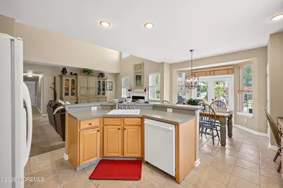 407 Vassar Drive, Freehold, NJ 07728 - Photo 27