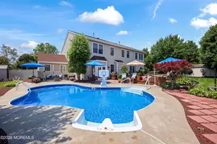 407 Vassar Dr, Freehold, NJ 07728 - Photo 47