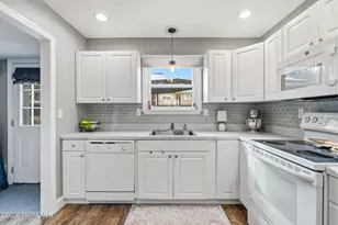 54 Briar Mills Dr, Brick, NJ 08724 - Photo 11