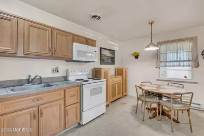 207B Laurel Place, Whiting, NJ 08759 - Photo 17