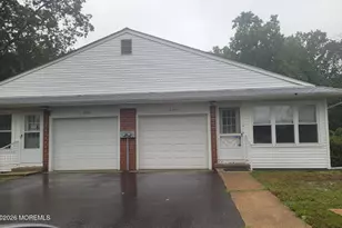 239 B Columbine Ave, Whiting, NJ 08759 - Photo 1