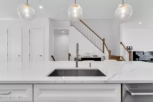 27 Linder Ct, Middletown, NJ 07748 - Photo 15