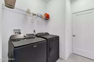 27 Linder Ct, Middletown, NJ 07748 - Photo 57