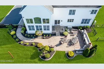 80 Stream Bank Drive, Freehold, NJ 07728 - Photo 7