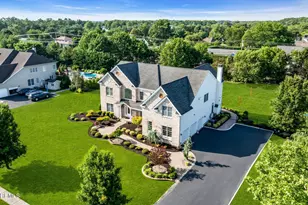 80 Stream Bank Dr, Freehold, NJ 07728 - Photo 3