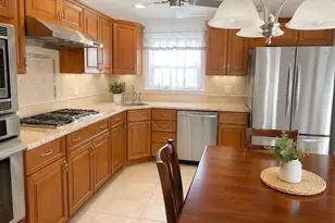 50 Collins Ave, Middletown, NJ 07748 - Photo 3