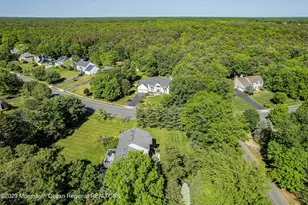 2 Twin Oaks Ct, Jackson, NJ 08527 - Photo 7