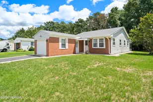 25 Constitution Blvd, Whiting, NJ 08759 - Photo 3