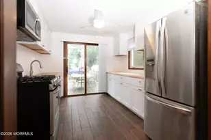 302 Edgeview Rd, Keyport, NJ 07735 - Photo 5