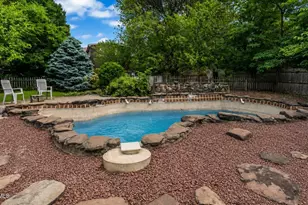 210 Church St, Belford, NJ 07718 - Photo 25