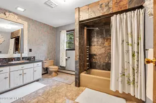 210 Church St, Belford, NJ 07718 - Photo 11