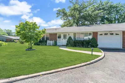 455B Portsmouth Drive, Lakewood, NJ 08701 - Photo 5