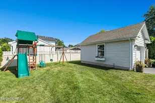 77 Jackson St, Fair Haven, NJ 07704 - Photo 31