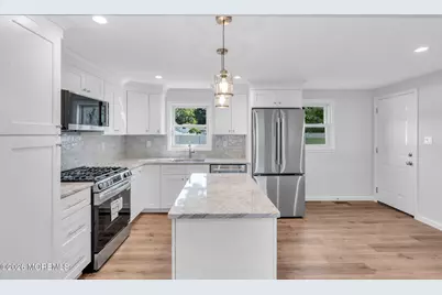 17 Harrison Road, Freehold, NJ 07728 - Photo 7