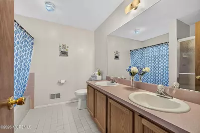 116 Wainwright Drive S, Matawan, NJ 07747 - Photo 17