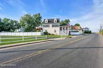 106 Main Street, Port Monmouth, NJ 07758 - Photo 23