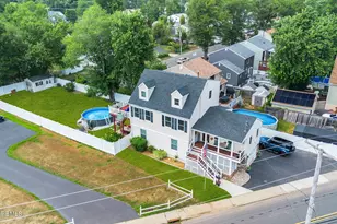 106 Main St, Port Monmouth, NJ 07758 - Photo 5