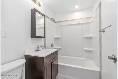 275 Laurel Avenue, Hazlet Township, NJ 07734 - Photo 13