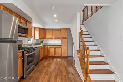 275 Laurel Avenue, Hazlet Township, NJ 07734 - Photo 9