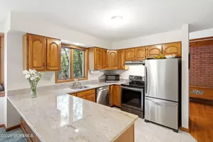 34 Laurelwyck Dr, Waretown, NJ 08758 - Photo 5