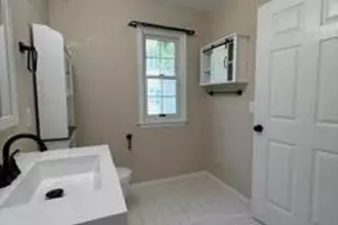 402 Wedgewood Cir, Belford, NJ 07718 - Photo 15
