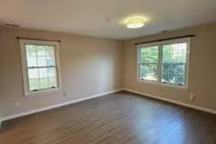 402 Wedgewood Cir, Belford, NJ 07718 - Photo 11