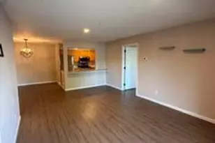 402 Wedgewood Cir, Belford, NJ 07718 - Photo 9