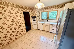 179 Ravine Dr, Matawan, NJ 07747 - Photo 5