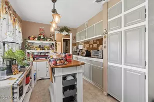 42 Walnut St, Edison, NJ 08817 - Photo 7