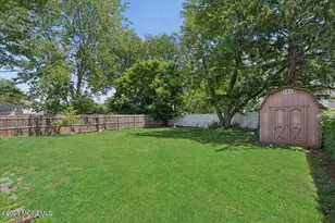 42 Walnut St, Edison, NJ 08817 - Photo 23