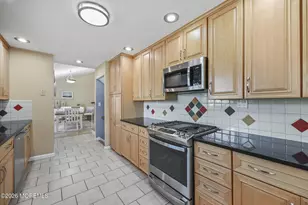 10 Rosemary Dr, Hazlet Township, NJ 07730 - Photo 17