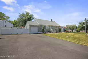 10 Rosemary Dr, Hazlet Township, NJ 07730 - Photo 7