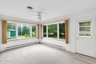 36 Gower Ct, Toms River Township, NJ 08757 - Photo 9