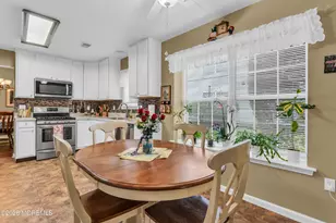 2 Pine Valley Ct, Lakewood, NJ 08701 - Photo 11