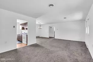 14 S Chestnut Ave, Whiting, NJ 08759 - Photo 5