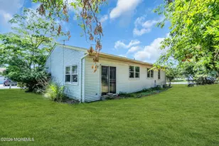 14 S Chestnut Ave, Whiting, NJ 08759 - Photo 21