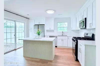 1 Whitemarsh Drive, Manalapan Township, NJ 07726 - Photo 3