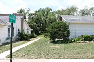 93 Waterfront Dr, Brick, NJ 08724 - Photo 21