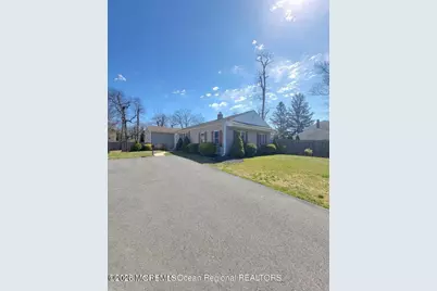 1 Half Robin Drive, Oakhurst, NJ 07755 - Photo 25