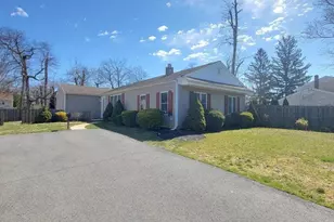 1 Half Robin Dr, Oakhurst, NJ 07755 - Photo 25