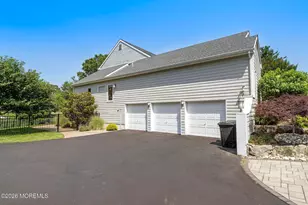 31 Highland Ridge Rd, Manalapan Township, NJ 07726 - Photo 7