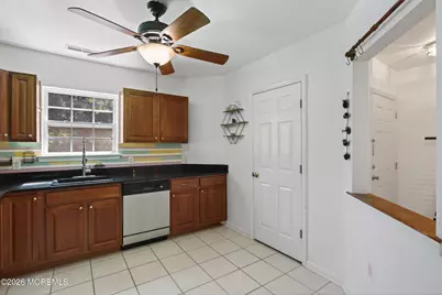 1111 Morning Glory Drive #1111, Monroe Township, NJ 08831 - Photo 7