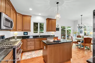 55 Sydney Ct, Atlantic Highlands, NJ 07716 - Photo 15