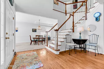 55 Sydney Court, Atlantic Highlands, NJ 07716 - Photo 3