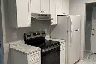 71 Overlook Way, Manalapan Township, NJ 07726 - Photo 3