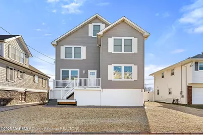 32 Niblick Street, Point Pleasant Beach, NJ 08742 - Photo 1