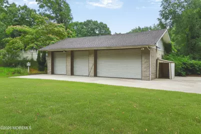 2121 Ridgeway Road, Toms River Township, NJ 08757 - Photo 3
